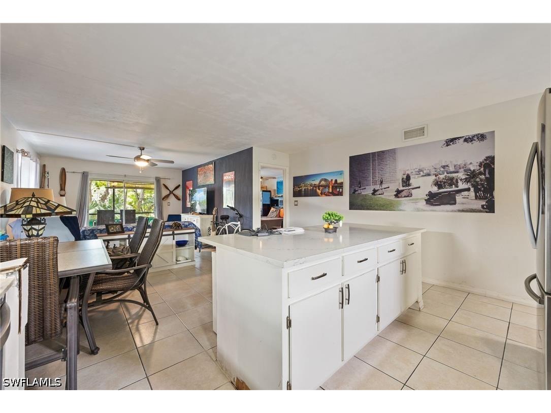 4300 Gulfstream Drive #1C Naples FL 34112 226016859 image8
