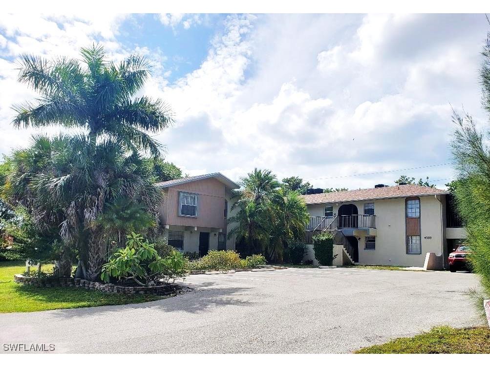 4300 Gulfstream Drive #2B Naples FL 34112 223083878 image1