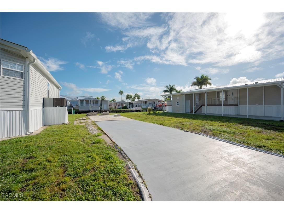 4300 Riverside Drive Punta Gorda FL 33982 2025014113 image8