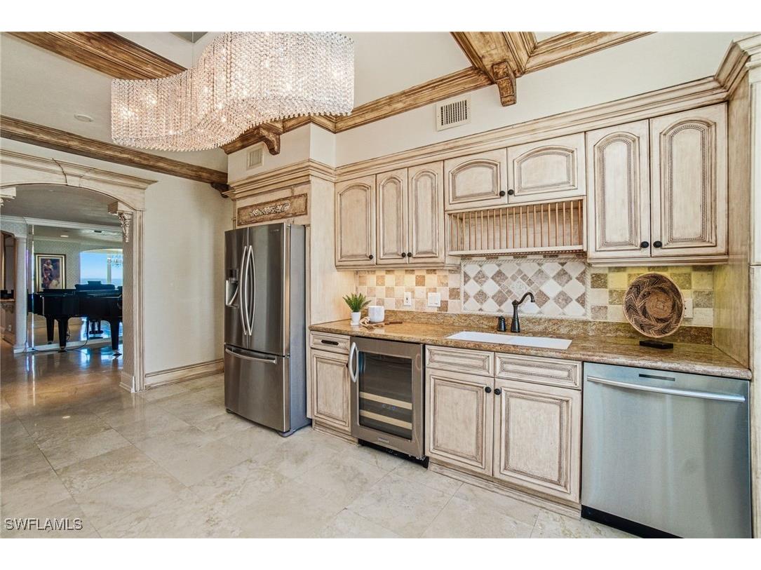 4301 Gulf Shore Boulevard N #1801 Naples FL 34103 226003863 image11