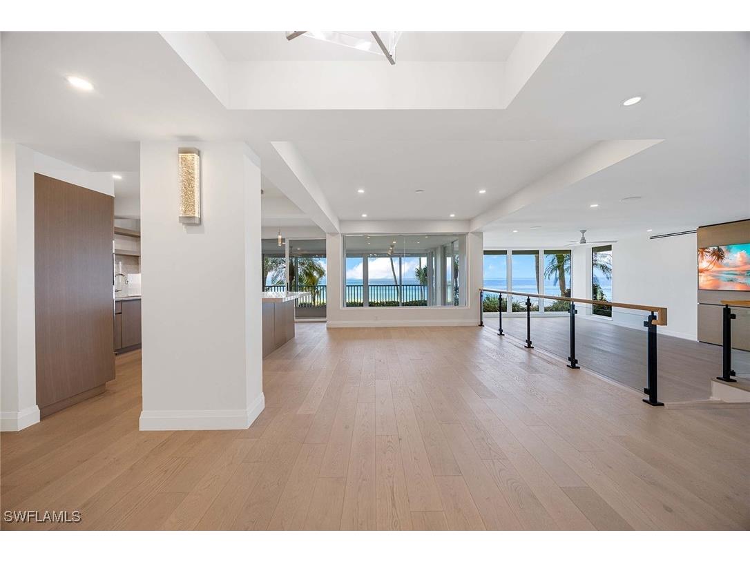 4301 Gulf Shore Boulevard N #202 Naples FL 34103 225073504 image2