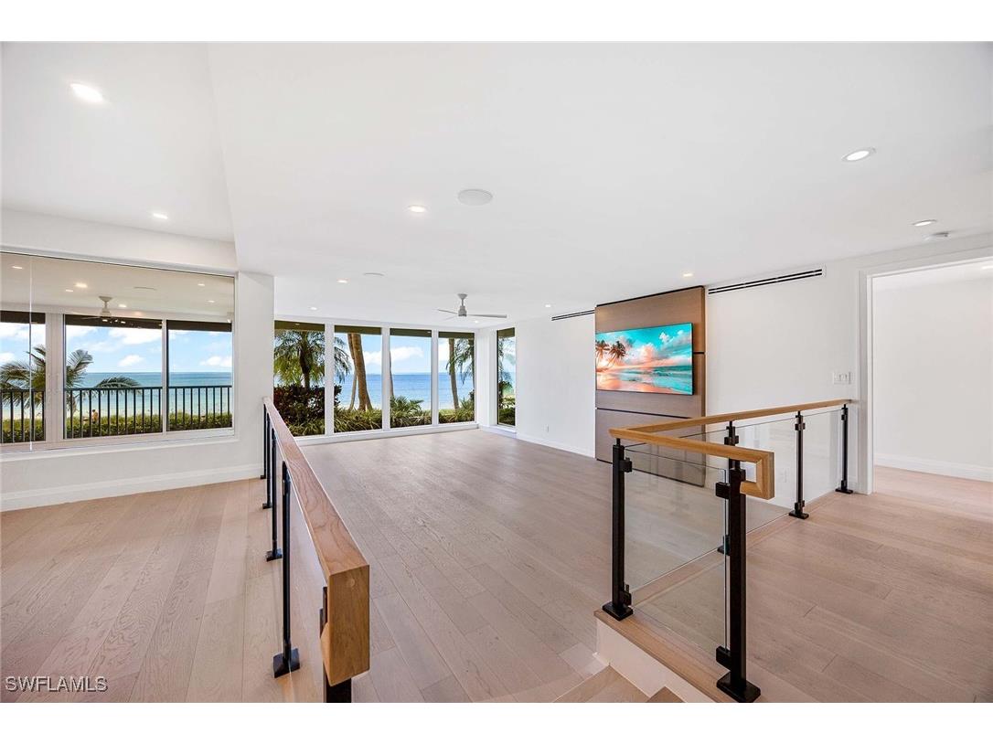 4301 Gulf Shore Boulevard N #202 Naples FL 34103 225073504 image8