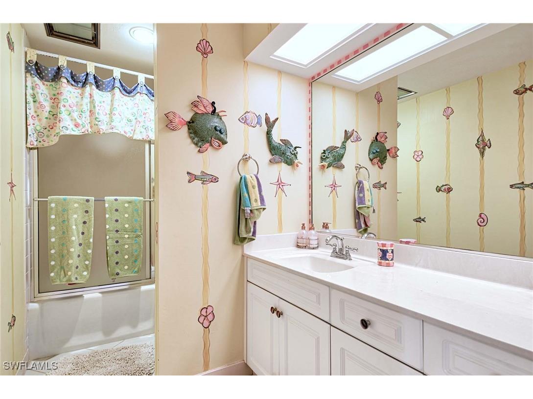 4301 Gulfshore Boulevard Naples FL 34103 225042666 image24