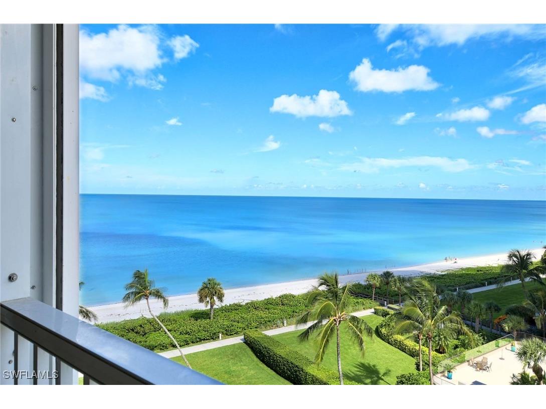 4301 Gulfshore Boulevard Naples FL 34103 225042666 image3