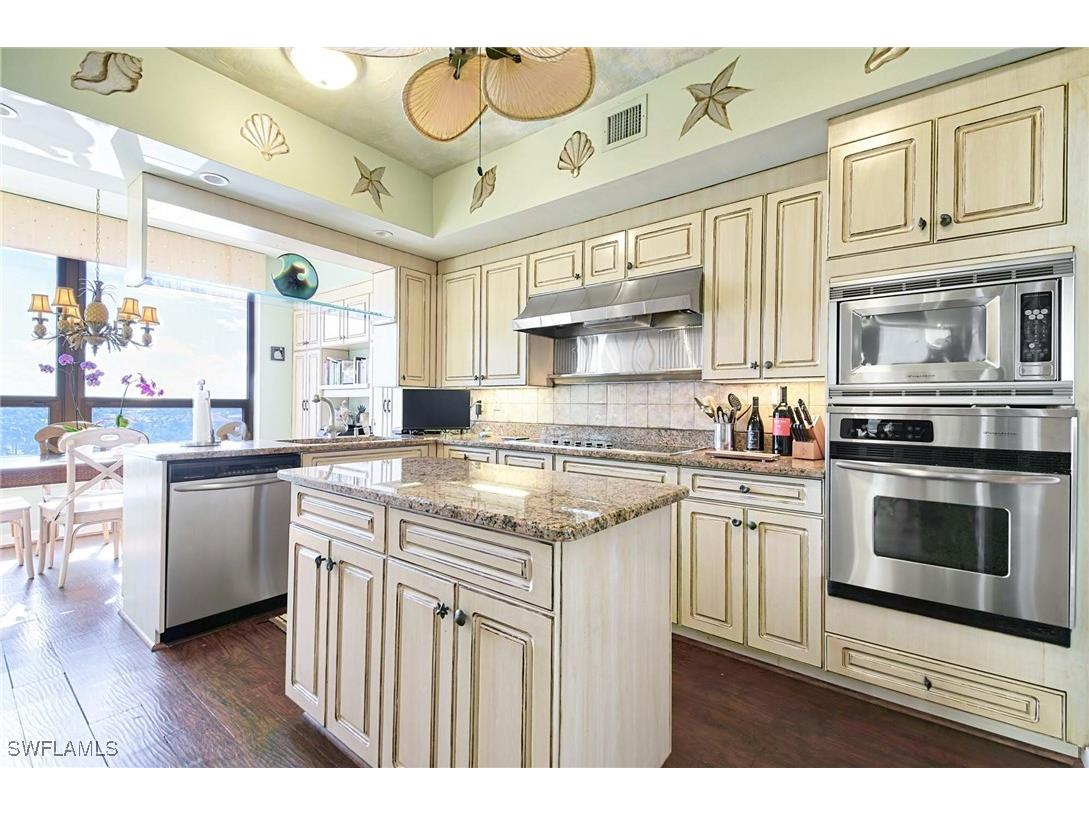 4301 Gulfshore Boulevard Naples FL 34103 225042666 image6