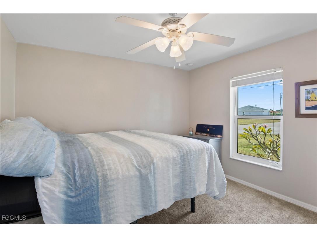 4301 NE 9th Place Cape Coral FL 33909 2025019461 image21