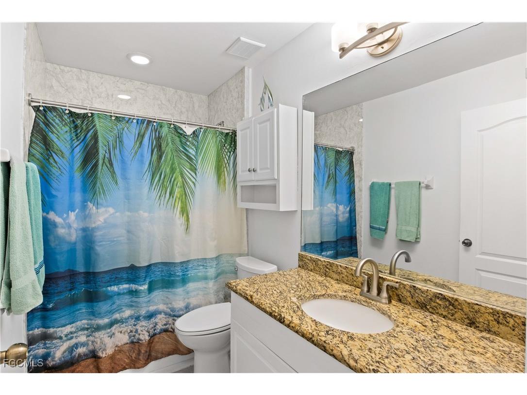 4301 NE 9th Place Cape Coral FL 33909 2025019461 image23