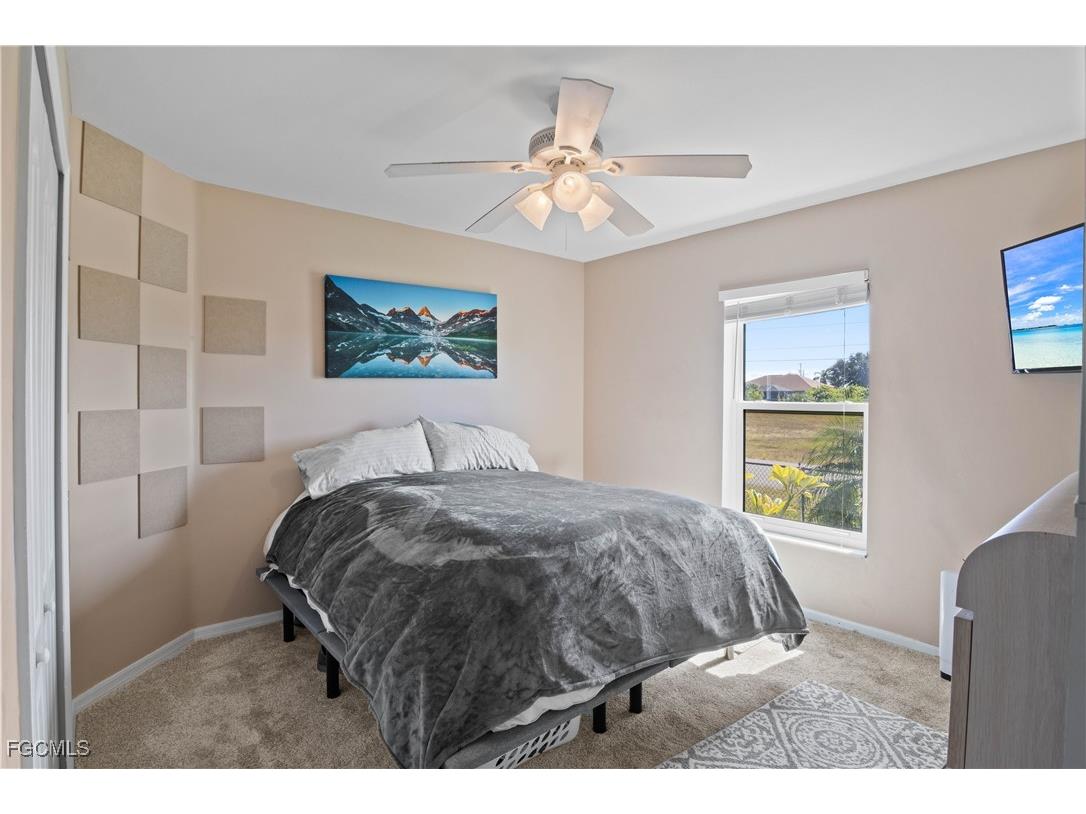 4301 NE 9th Place Cape Coral FL 33909 2025019461 image24