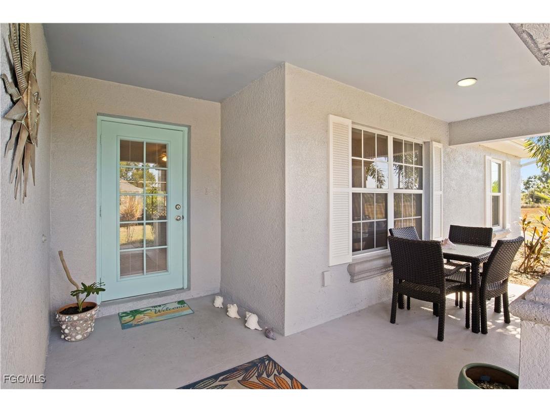 4301 NE 9th Place Cape Coral FL 33909 2025019461 image3