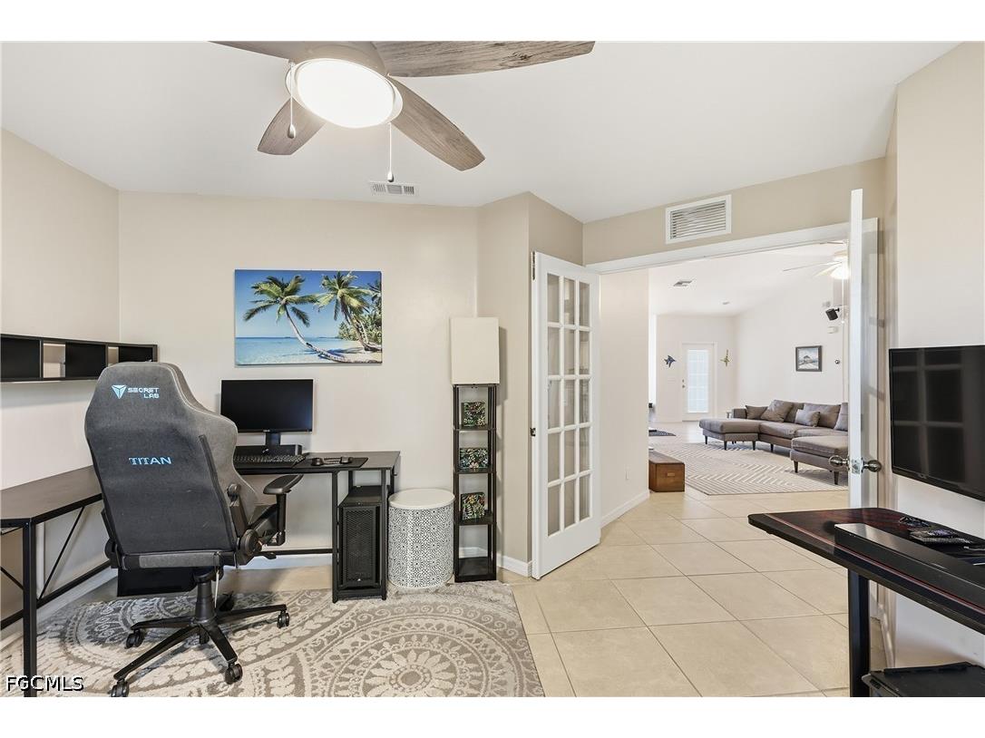 4301 NE 9th Place Cape Coral FL 33909 2026022706 image10