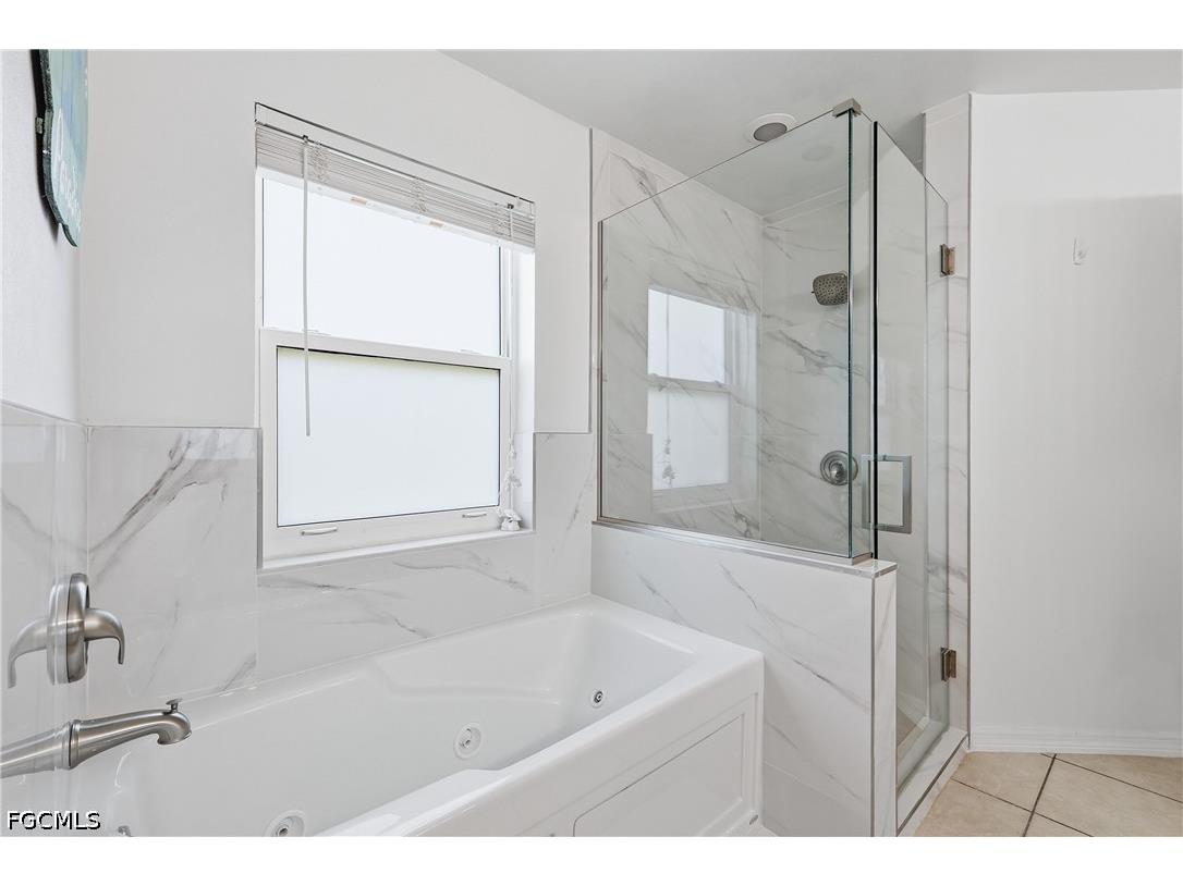 4301 NE 9th Place Cape Coral FL 33909 2026022706 image15