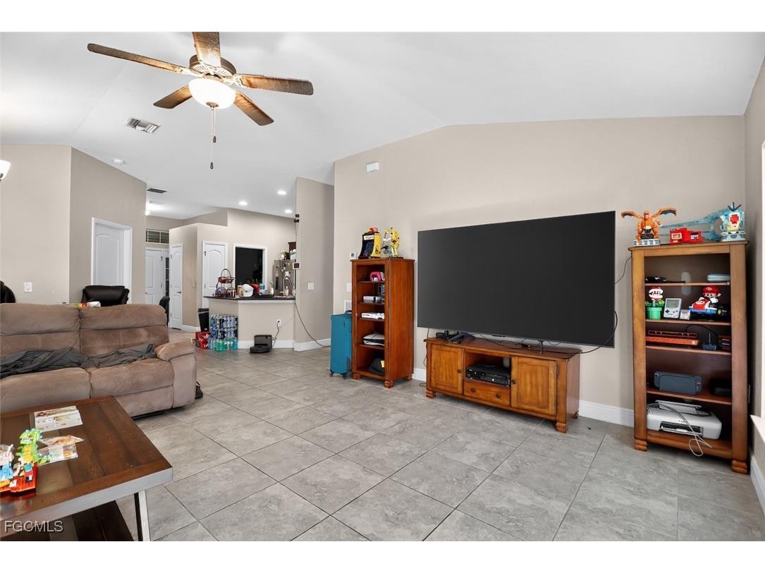 4301 NW 36th Place Cape Coral FL 33993 2025018940 image12