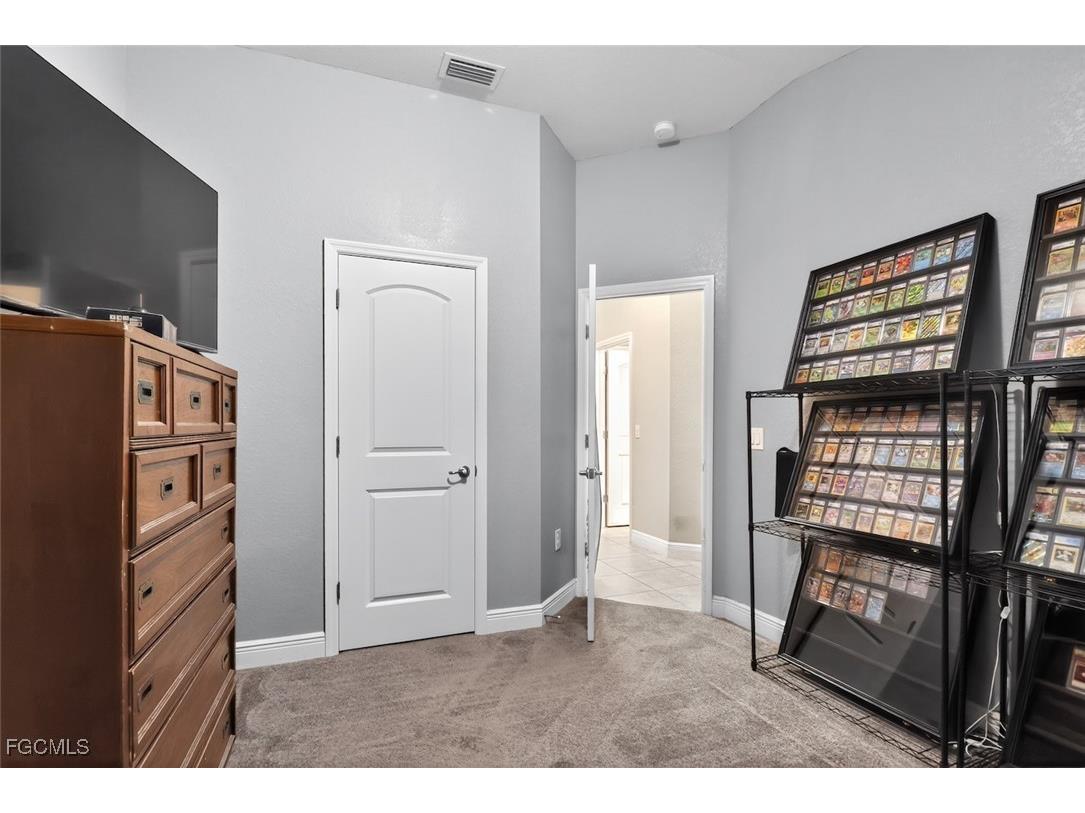 4301 NW 36th Place Cape Coral FL 33993 2025018940 image25