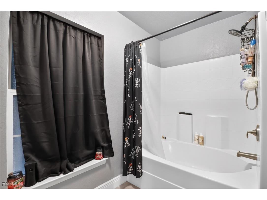 4301 NW 36th Place Cape Coral FL 33993 2025018940 image30