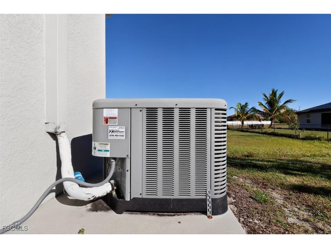 4301 NW 36th Place Cape Coral FL 33993 2025018940 image46
