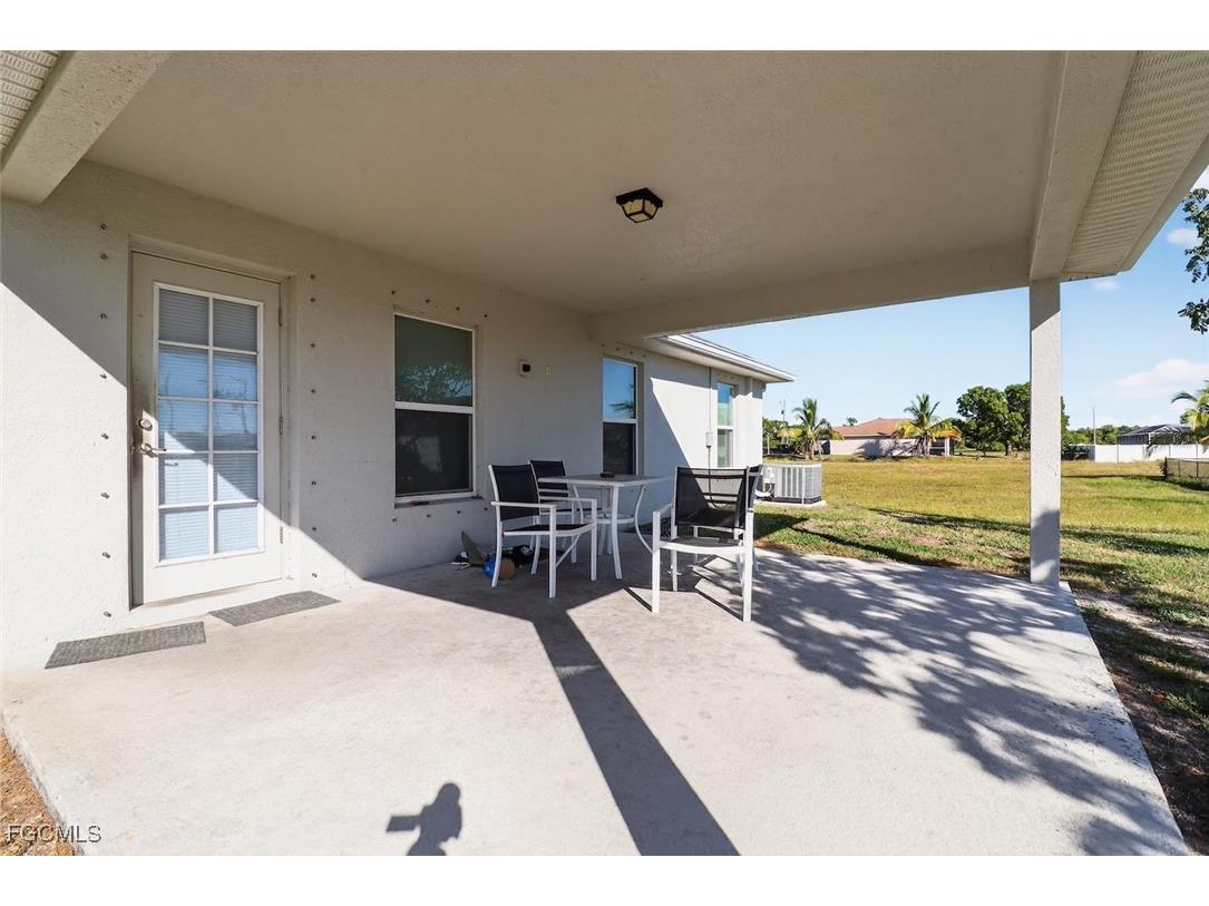 4301 NW 36th Place Cape Coral FL 33993 2025018940 image7