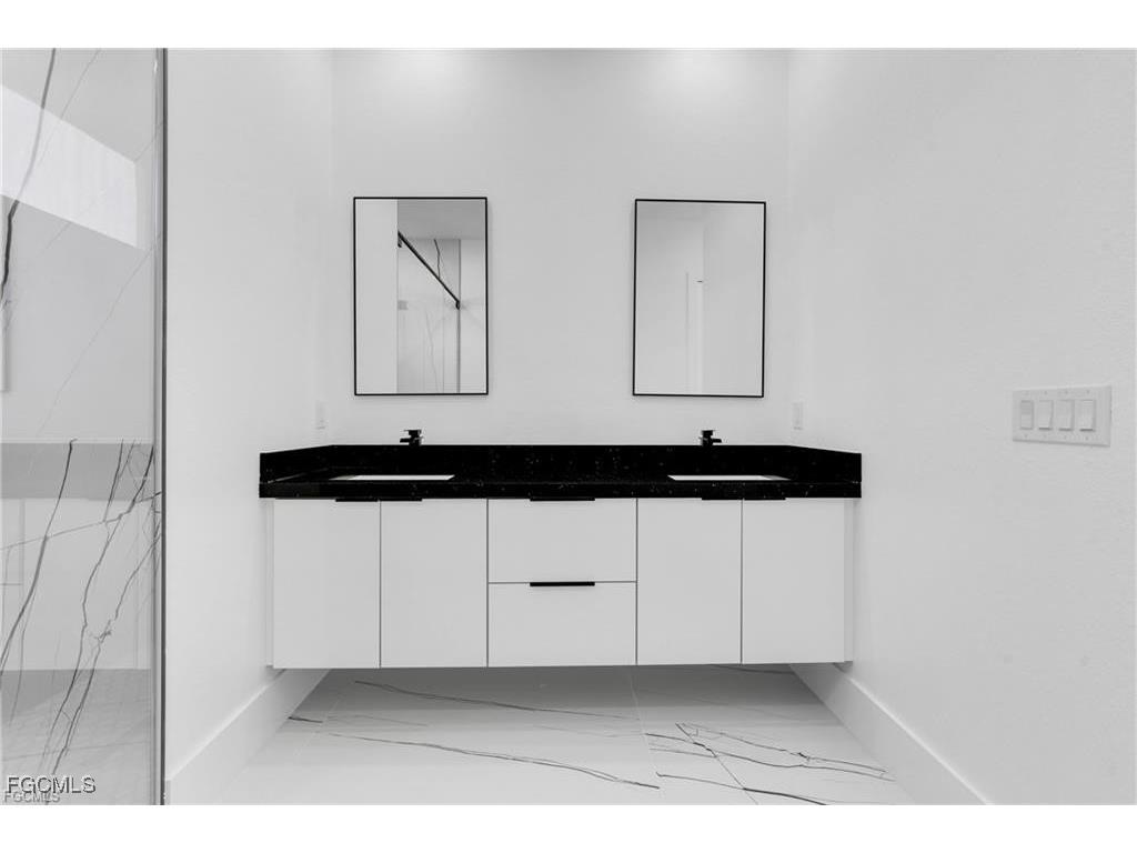 4301 NW 38th Avenue Cape Coral FL 33993 2025023348 image33