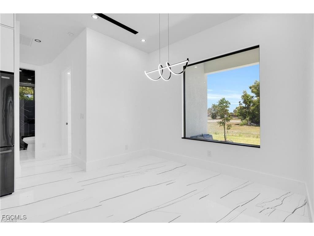 4301 NW 38th Avenue Cape Coral FL 33993 2025023348 image34