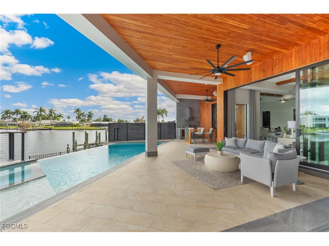 4301 SE 18th Place Cape Coral FL 33904 2025022553 image3