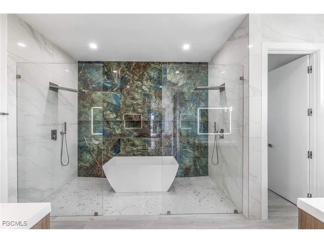 4301 SE 18th Place Cape Coral FL 33904 2025022553 image31