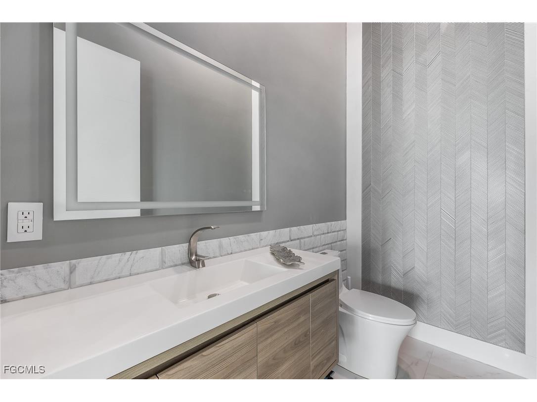 4301 SE 18th Place Cape Coral FL 33904 2025022553 image33