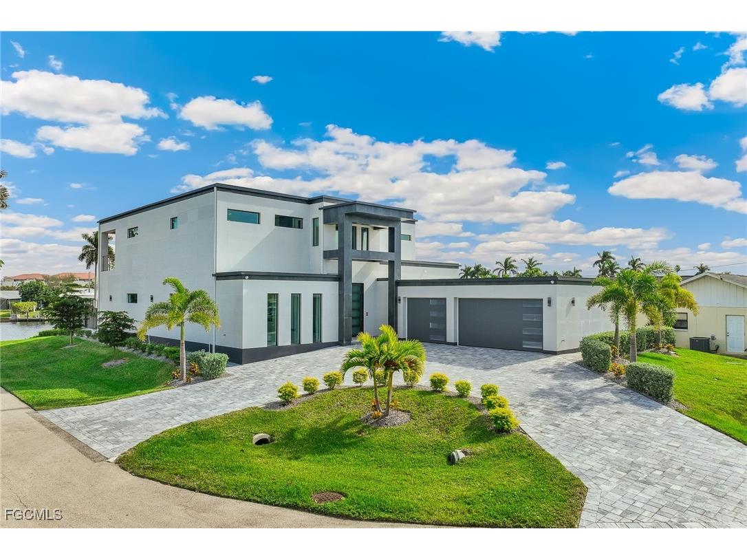 4301 SE 18th Place Cape Coral FL 33904 2025022553 image8