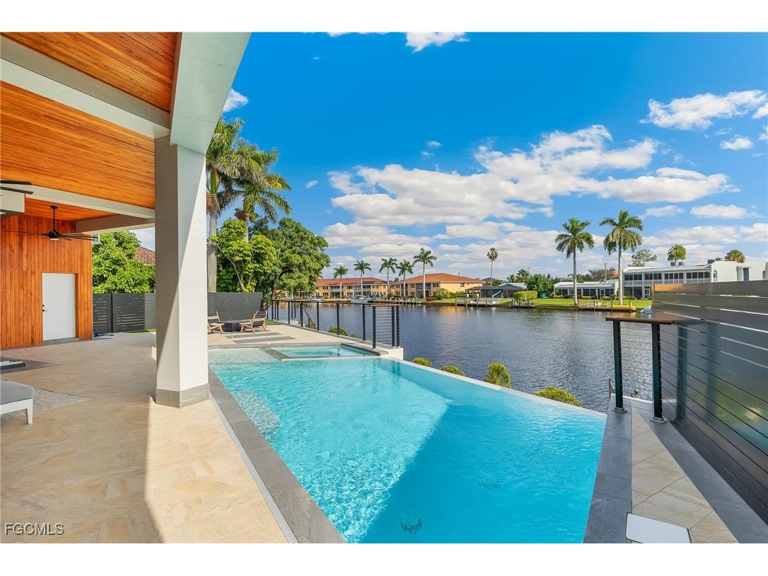 4301 SE 18th Place Cape Coral FL 33904 2025022553 image9