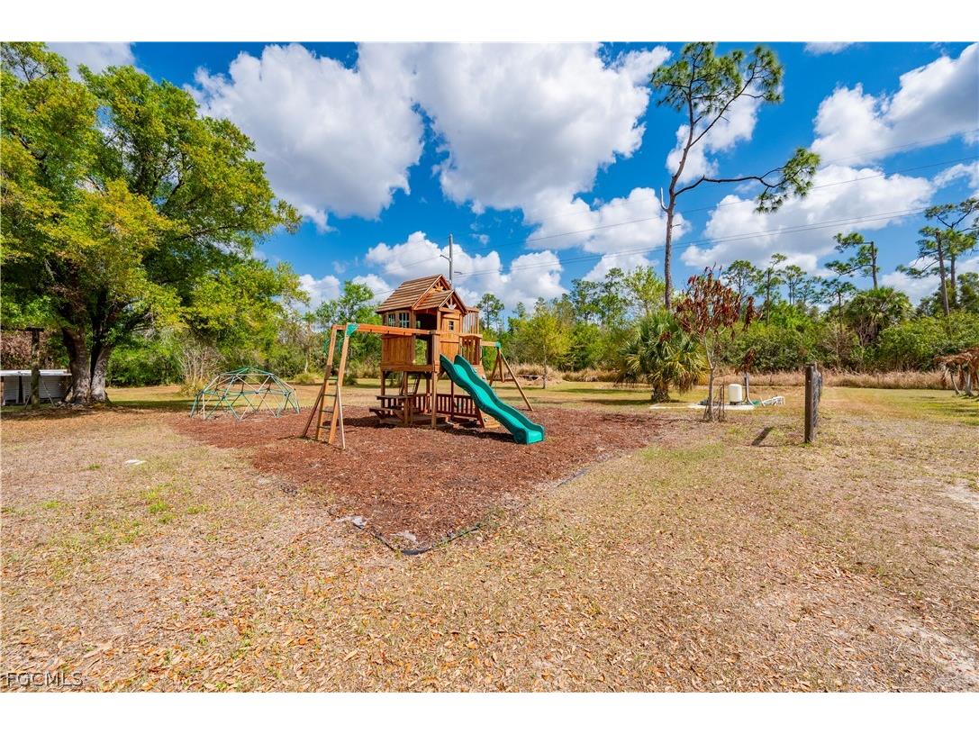 4301 South Road North Fort Myers FL 33917 2026012301 image32