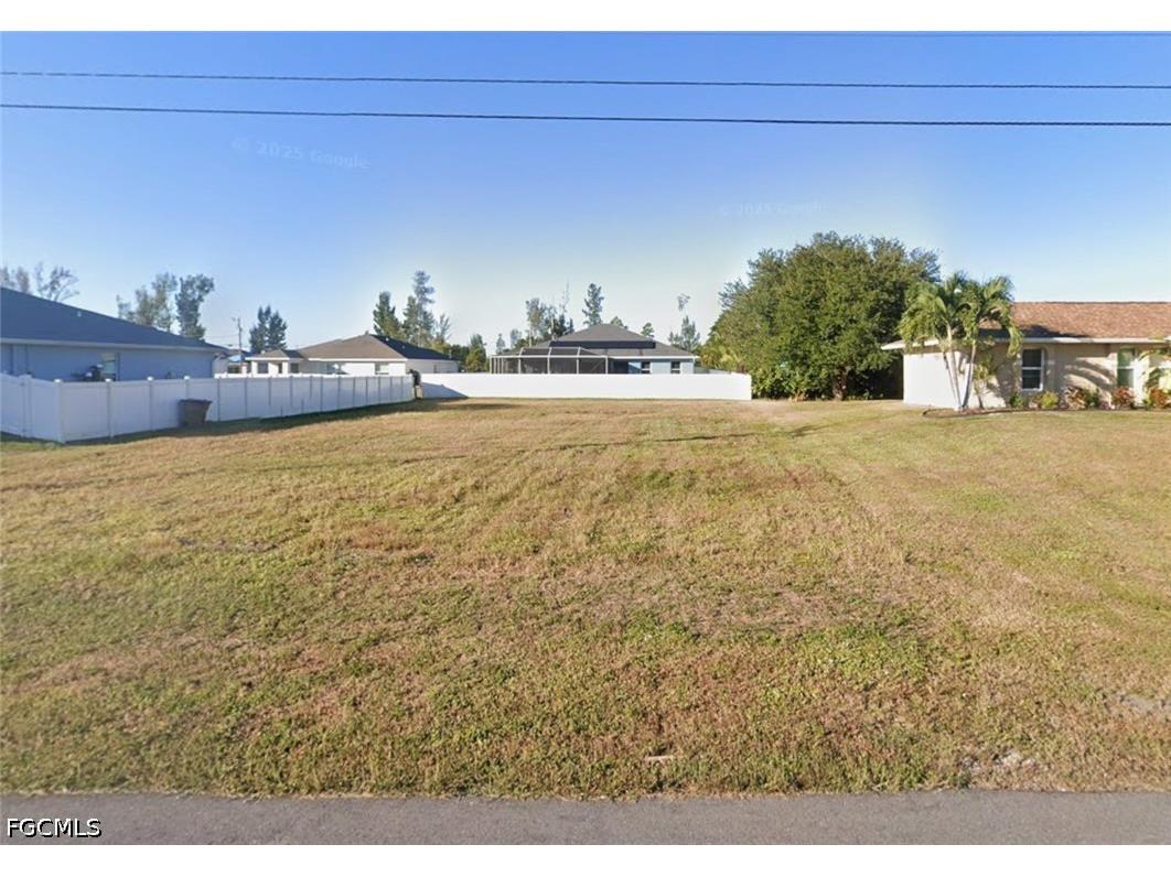 4302 Garden Boulevard Cape Coral FL 33909 2026019034 image1