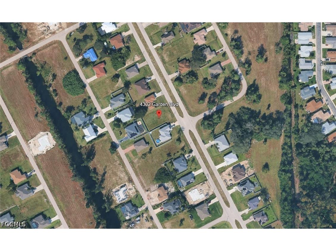 4302 Garden Boulevard Cape Coral FL 33909 2026019034 image3
