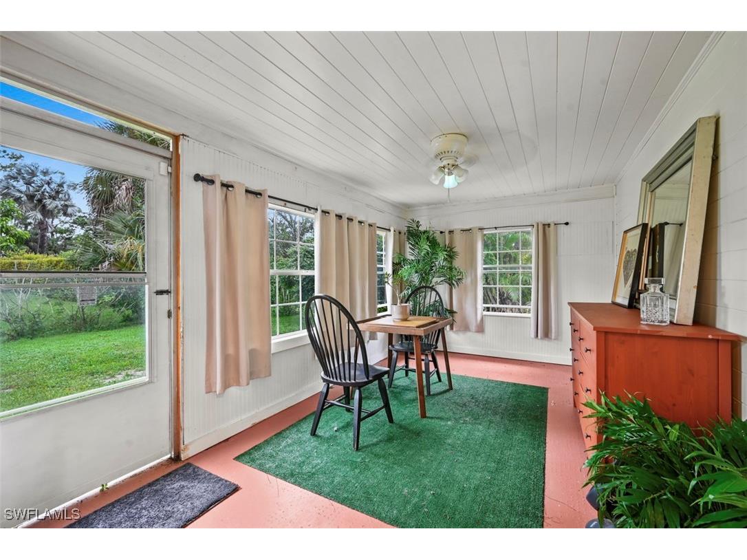 4302 Parrot Avenue Naples FL 34104 225070392 image16