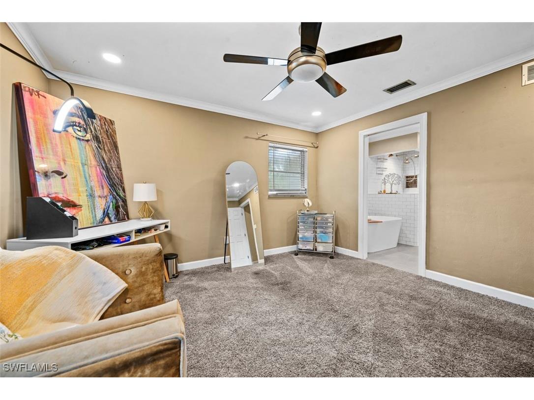 4302 Parrot Avenue Naples FL 34104 225070392 image20