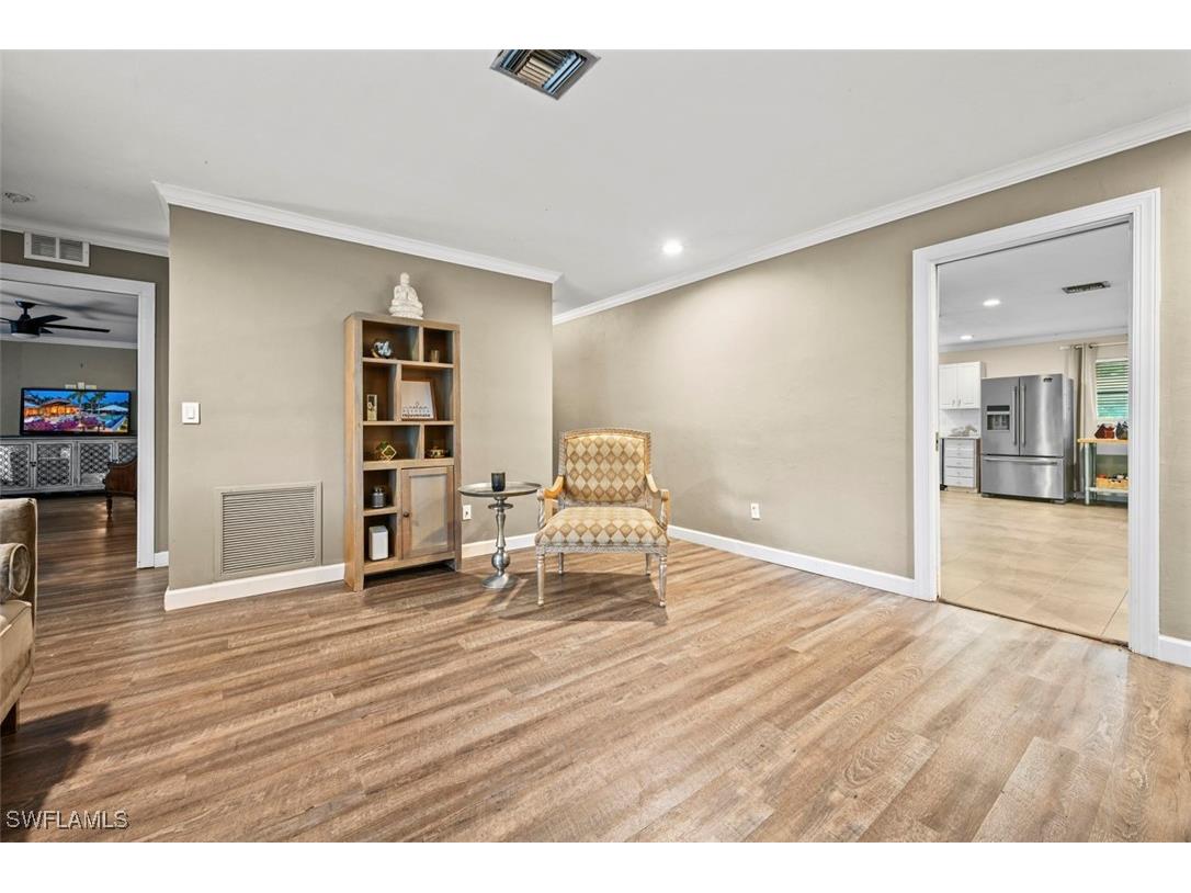 4302 Parrot Avenue Naples FL 34104 225070392 image6