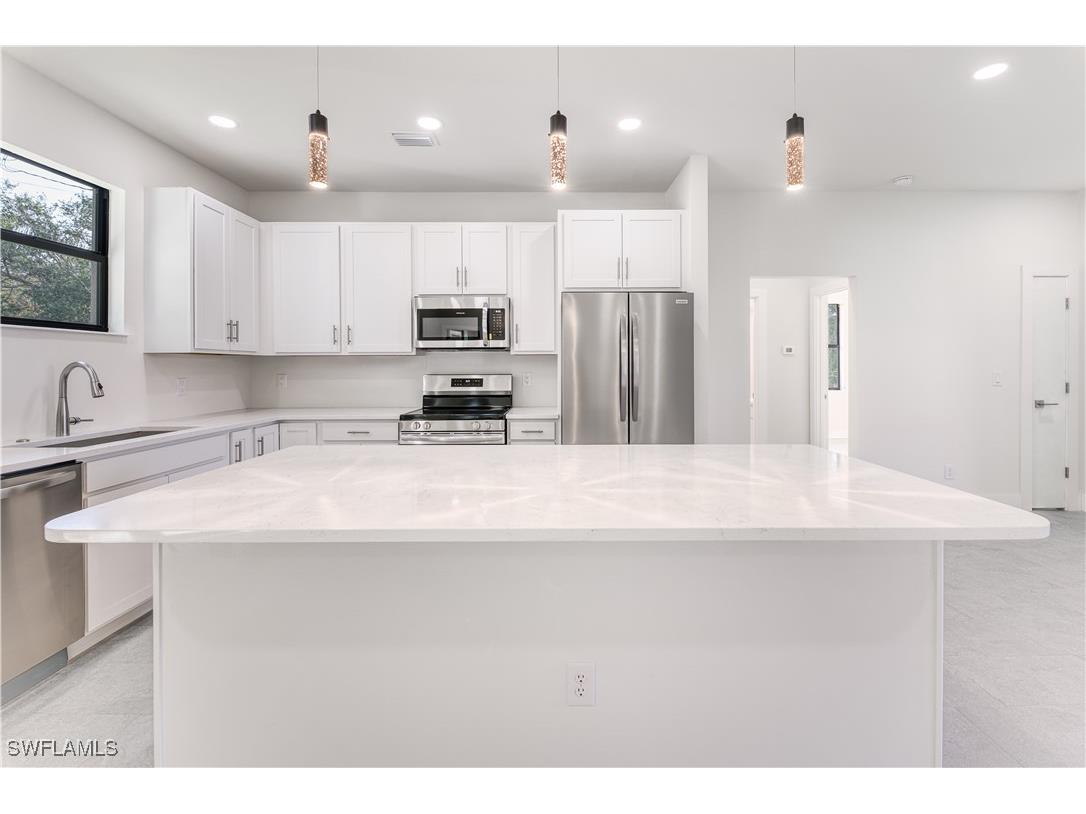 4303 18th Avenue SE Naples FL 34117 225078873 image1