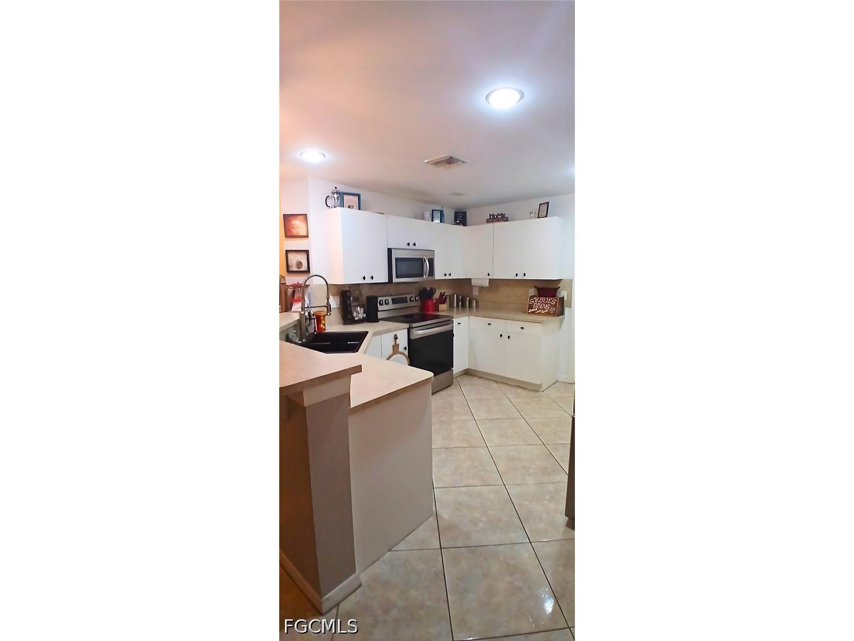 4304 14th Street W Lehigh Acres FL 33971 2026027844 image8