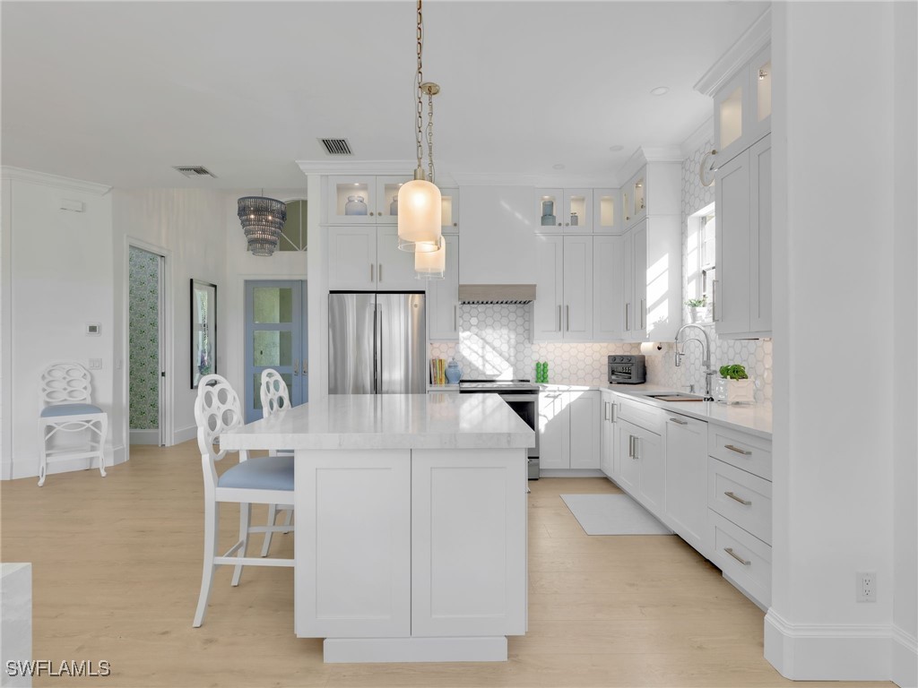 4304 Kensington High Street Naples FL 34105 226003142 image11