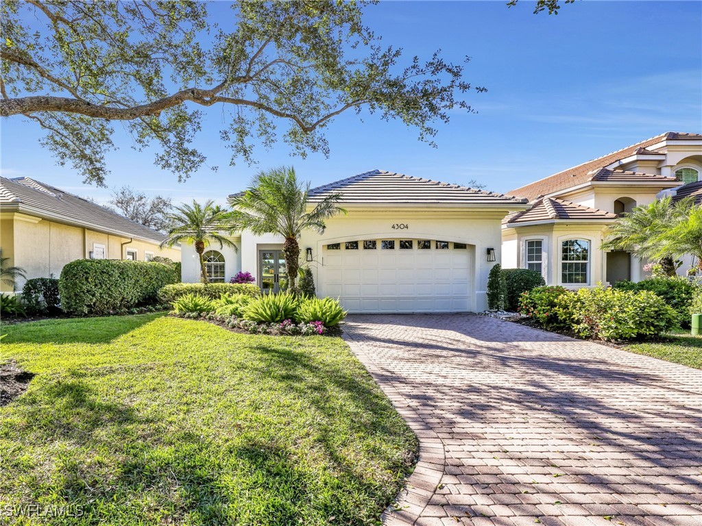 4304 Kensington High Street Naples FL 34105 226003142 image2