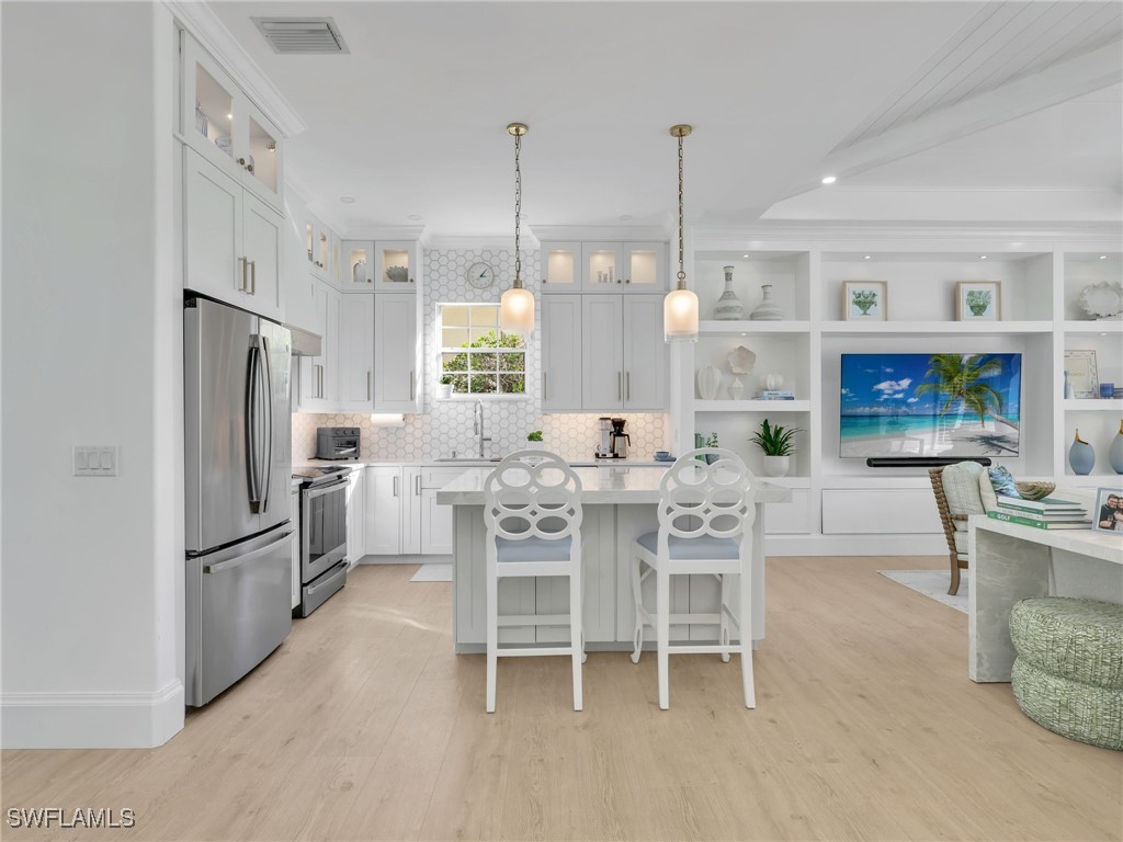 4304 Kensington High Street Naples FL 34105 226003142 image7