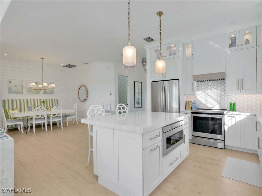 4304 Kensington High Street Naples FL 34105 226003142 image8