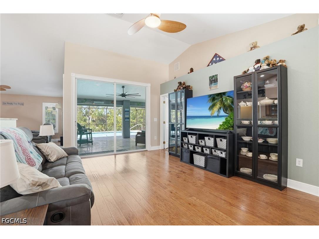 4304 NE 23rd Place Cape Coral FL 33909 2026023116 image10
