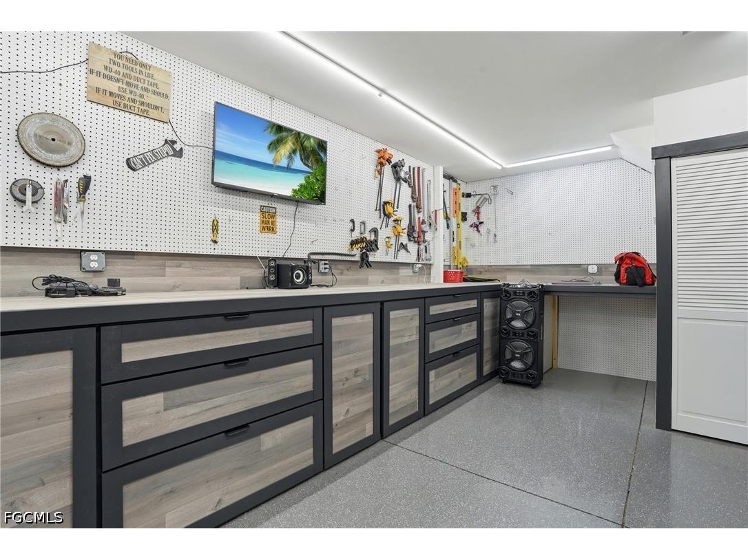 4304 NE 23rd Place Cape Coral FL 33909 2026023116 image29