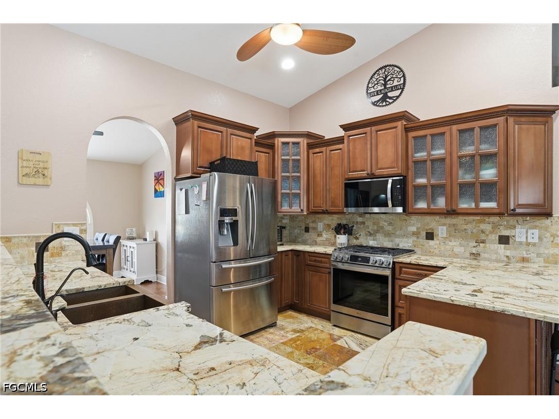 4304 NE 23rd Place Cape Coral FL 33909 2026023116 image3