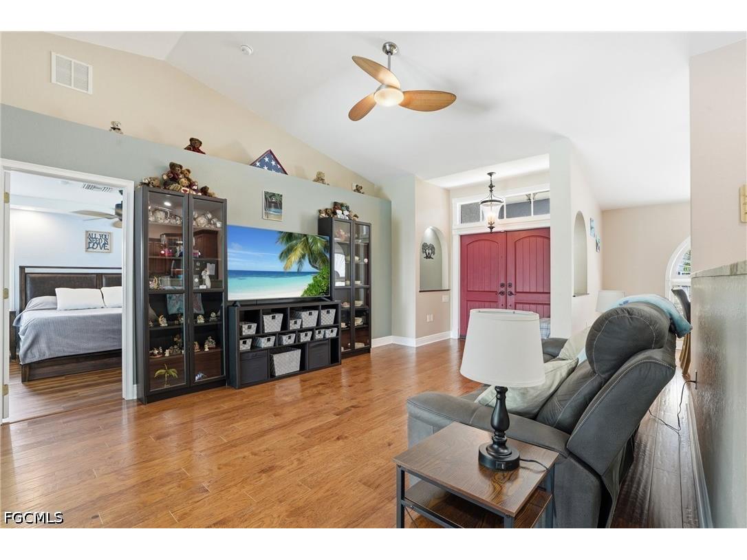 4304 NE 23rd Place Cape Coral FL 33909 2026023116 image9