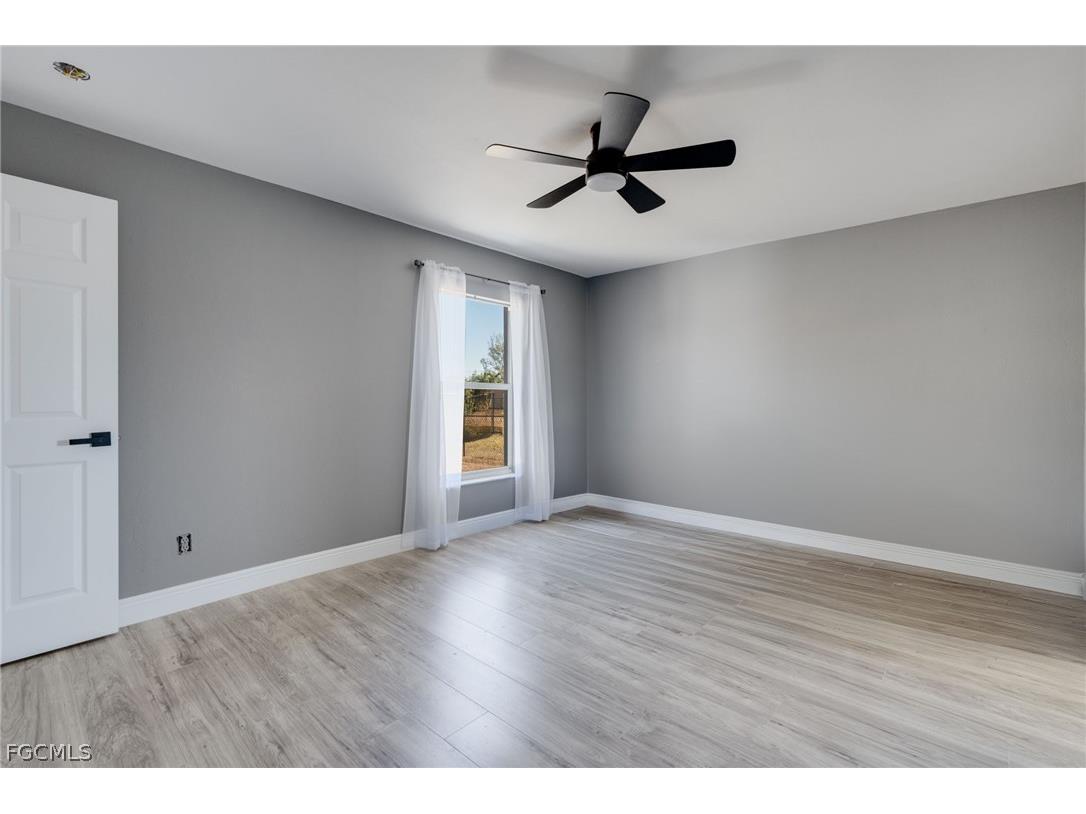 4305 NE 20th Place Cape Coral FL 33909 2025008530 image12