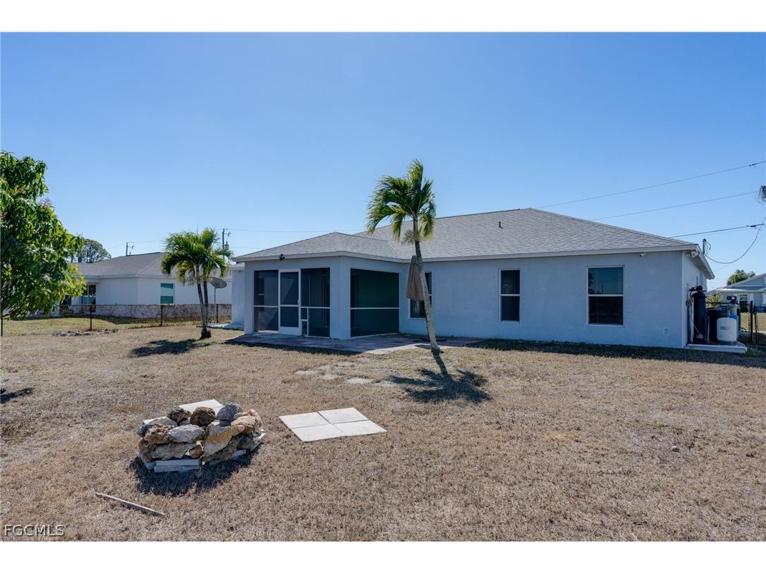 4305 NE 20th Place Cape Coral FL 33909 2025008530 image24