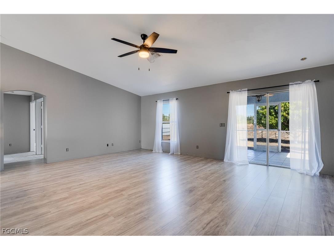 4305 NE 20th Place Cape Coral FL 33909 2025008530 image8