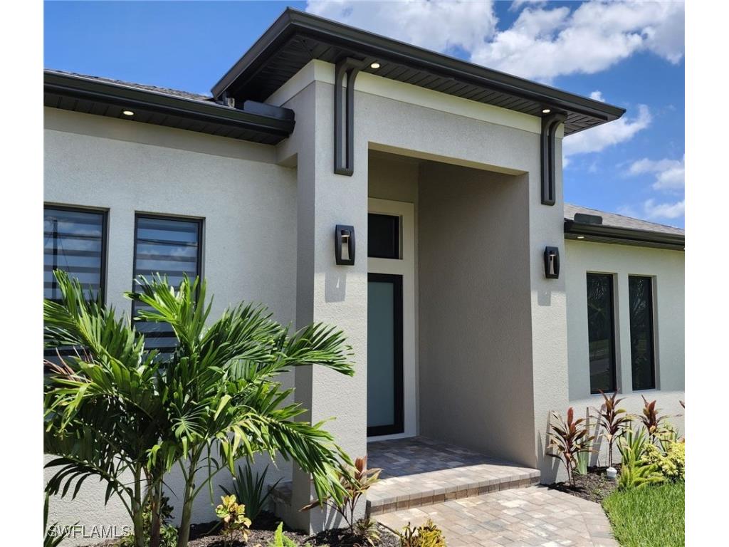 4305 NW 27th Lane Cape Coral FL 33993 224069132 image1