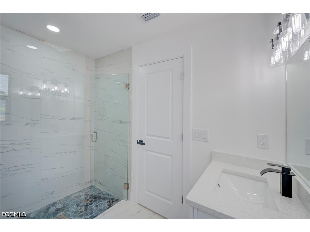 4305 SW 1st Avenue Cape Coral FL 33914 2026015409 image14