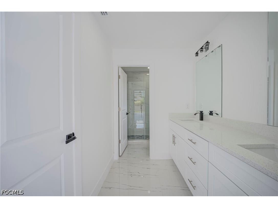 4305 SW 1st Avenue Cape Coral FL 33914 2026015409 image17