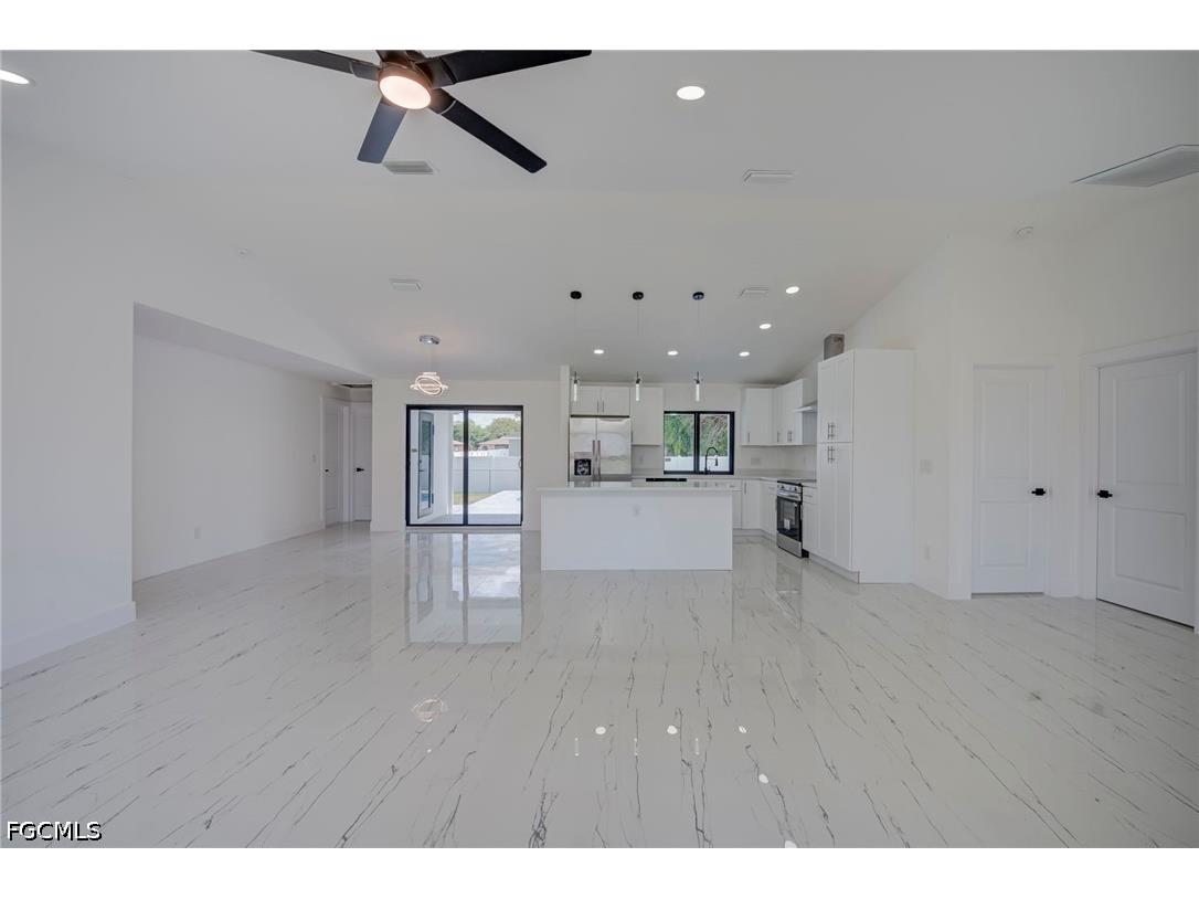 4305 SW 1st Avenue Cape Coral FL 33914 2026015409 image2